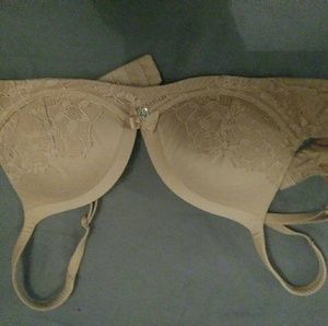 Cream VS PLUNGE BRA WITH DIAMOND